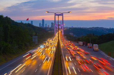 15 Temmuz Şehitler Köprüsü ve Peyzaj, trafik yoğun