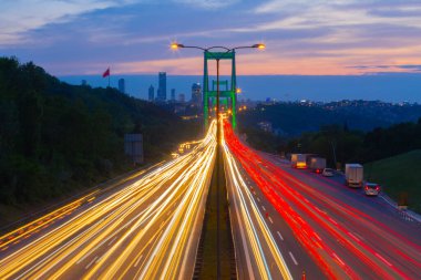 15 Temmuz Şehitler Köprüsü ve Peyzaj, trafik yoğun