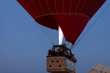 Kapadokya 'daki en popüler etkinliklerden biri sıcak hava balonlu Kapadokya' dır..