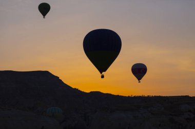 Kapadokya 'daki en popüler etkinliklerden biri sıcak hava balonlu Kapadokya' dır..