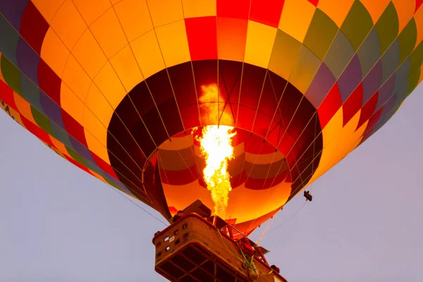 Kapadokya Daki Popüler Etkinliklerden Biri Sıcak Hava Balonlu Kapadokya Dır — Stok fotoğraf