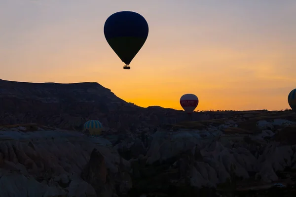 Una Delle Attività Più Popolari Cappadocia Cappadocia Con Mongolfiere — Foto Stock