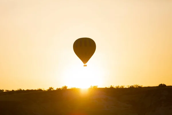 Egyik Legnépszerűbb Tevékenység Cappadociában Cappadocia Hőlégballonokkal — Stock Fotó