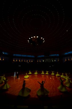 Mevleviism, Mevlana Celaleddin Rumi 'nin ölümünden sonra onun görüşlerine ve Sufi düşüncelerine dayanarak 13. yüzyılda yaşamış bir mezhep..