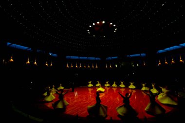 Mevleviism, Mevlana Celaleddin Rumi 'nin ölümünden sonra onun görüşlerine ve Sufi düşüncelerine dayanarak 13. yüzyılda yaşamış bir mezhep..