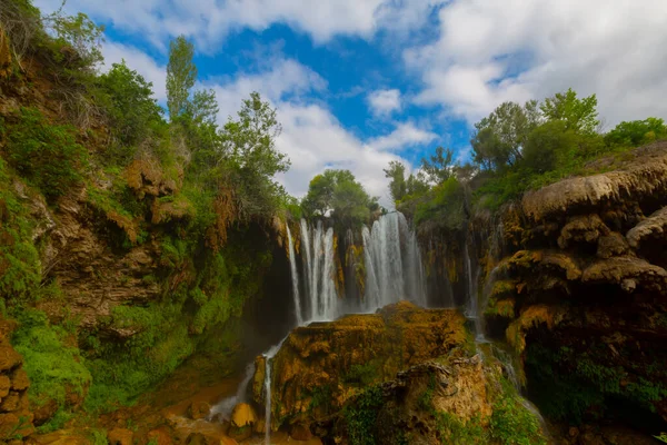 Liegt Fluss Goksu Konya Hadim Ist Bekannt Als Yerkopru Wasserfall — Stockfoto