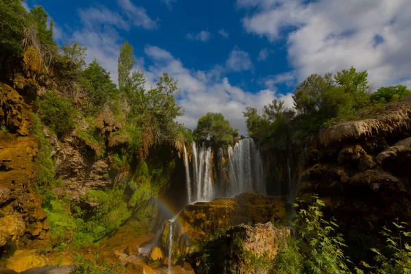 Liegt Fluss Goksu Konya Hadim Ist Bekannt Als Yerkopru Wasserfall — Stockfoto