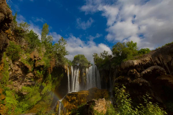 Liegt Fluss Goksu Konya Hadim Ist Bekannt Als Yerkopru Wasserfall — Stockfoto