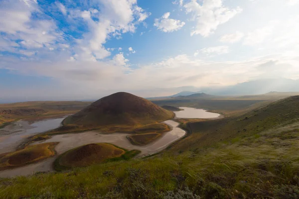 Λίμνη Meke Maar Είναι Μια Λίμνη Στην Περιοχή Karapnar Της — Φωτογραφία Αρχείου