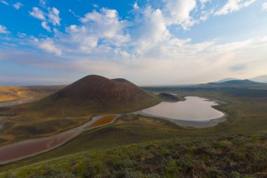 Meke Maar Gölü, Konya 'nın Karapnar ilçesinde, volkanik gaz patlaması sonucu oluşmuş bir maar şeklindeki adacıkları bulunan bir göldür..