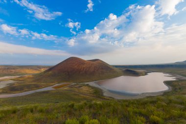 Meke Maar Gölü, Konya 'nın Karapnar ilçesinde, volkanik gaz patlaması sonucu oluşmuş bir maar şeklindeki adacıkları bulunan bir göldür..