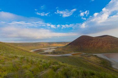 Meke Maar Gölü, Konya 'nın Karapnar ilçesinde, volkanik gaz patlaması sonucu oluşmuş bir maar şeklindeki adacıkları bulunan bir göldür..