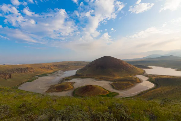 Λίμνη Meke Maar Είναι Μια Λίμνη Στην Περιοχή Karapnar Της — Φωτογραφία Αρχείου