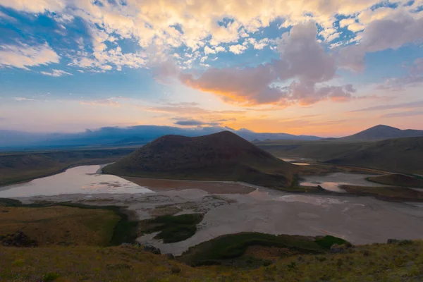 Der Karapnar Meke Kratersee Liegt Südöstlich Von Karapnar Ist Ein — Stockfoto