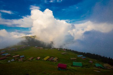 Pokut Platosu, Rize 'nin Amlhemin ilçesinde yer alan bir platodur..
