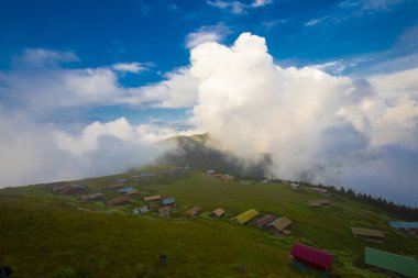 Pokut Platosu, Rize 'nin Amlhemin ilçesinde yer alan bir platodur..