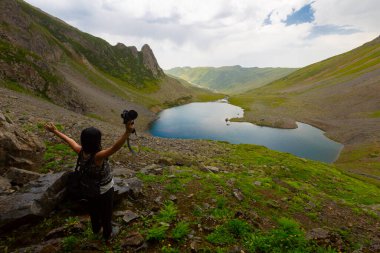 Avusor veya Avusr, Rize 'nin Amlhemin ilçesine bağlı bir platodur. 2700 metre yükseklikte ve 300 civarında ev var..