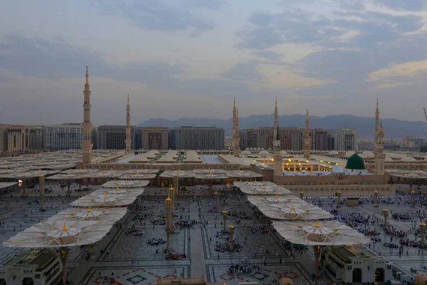 Mesquita Profeta Arábia Saudita Medina Uma Das Maiores Mesquitas Mundo — Fotografia de Stock