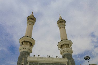 Suudi Arabistan, kutsal kabe ve minarelerin giriş kapısı - Suudi Arabistan