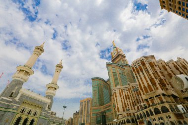 Suudi Arabistan, kutsal kabe ve minarelerin giriş kapısı - Suudi Arabistan