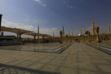 Medina, KSA. Peygamber 'in mezarı yeşil kubbenin altında..