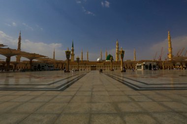 Medina, KSA. Peygamber 'in mezarı yeşil kubbenin altında..