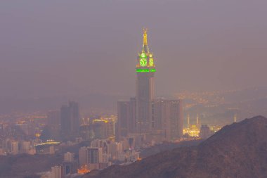 Kutsal Kabe 'de ibadet eden hacılar, Suudi Arabistan