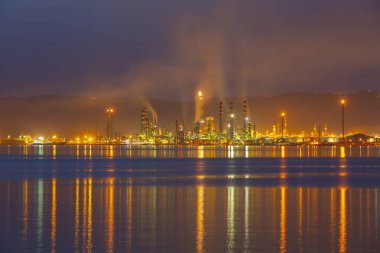 Türkiye Petrol Rafinerileri veya kısaca TPRA, 1983 Batman, zmir, İzmit 'teki dört kamu petrol rafinerisi ile Kirikkale şirketini birleştirerek bir çatı olarak kuruldu.