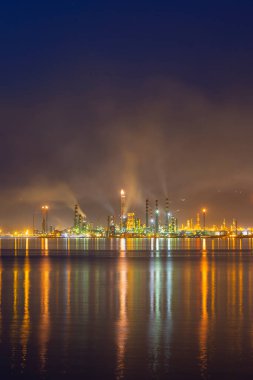 Türkiye Petrol Rafinerileri veya kısaca TPRA, 1983 Batman, zmir, İzmit 'teki dört kamu petrol rafinerisi ile Kirikkale şirketini birleştirerek bir çatı olarak kuruldu.