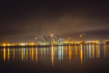 Türkiye Petrol Rafinerileri veya kısaca TPRA, 1983 Batman, zmir, İzmit 'teki dört kamu petrol rafinerisi ile Kirikkale şirketini birleştirerek bir çatı olarak kuruldu.