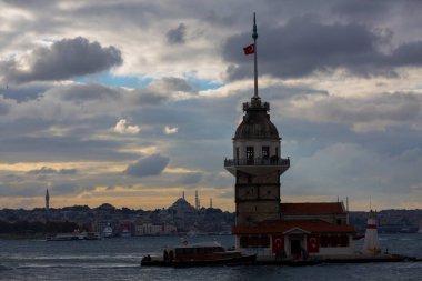 İstanbul, Boğaz, Uskudar. Osmanlı döneminin antik deniz feneri. Kız kulesi. (Bakire Kulesi) (Kiz Kulesi))
