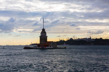 İstanbul, Boğaz, Uskudar. Osmanlı döneminin antik deniz feneri. Kız kulesi. (Bakire Kulesi) (Kiz Kulesi))
