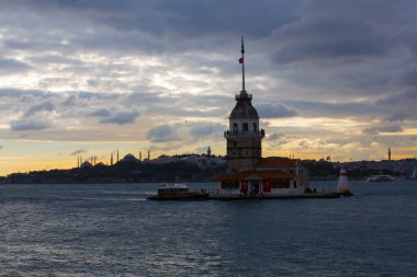 İstanbul, Boğaz, Uskudar. Osmanlı döneminin antik deniz feneri. Kız kulesi. (Bakire Kulesi) (Kiz Kulesi))