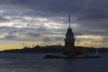 İstanbul, Boğaz, Uskudar. Osmanlı döneminin antik deniz feneri. Kız kulesi. (Bakire Kulesi) (Kiz Kulesi))