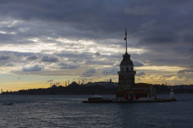 İstanbul, Boğaz, Uskudar. Osmanlı döneminin antik deniz feneri. Kız kulesi. (Bakire Kulesi) (Kiz Kulesi))