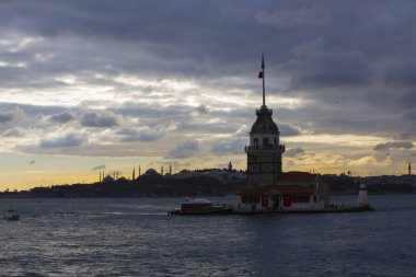 İstanbul, Boğaz, Uskudar. Osmanlı döneminin antik deniz feneri. Kız kulesi. (Bakire Kulesi) (Kiz Kulesi))