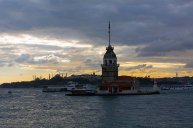 İstanbul, Boğaz, Uskudar. Osmanlı döneminin antik deniz feneri. Kız kulesi. (Bakire Kulesi) (Kiz Kulesi))
