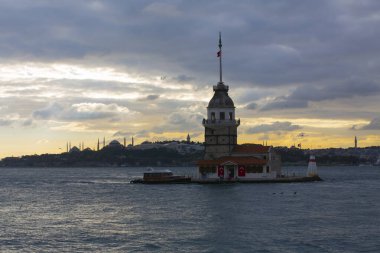 İstanbul, Boğaz, Uskudar. Osmanlı döneminin antik deniz feneri. Kız kulesi. (Bakire Kulesi) (Kiz Kulesi))