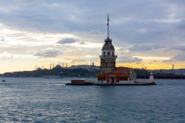 İstanbul, Boğaz, Uskudar. Osmanlı döneminin antik deniz feneri. Kız kulesi. (Bakire Kulesi) (Kiz Kulesi))