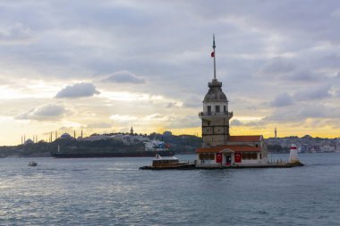 İstanbul, Boğaz, Uskudar. Osmanlı döneminin antik deniz feneri. Kız kulesi. (Bakire Kulesi) (Kiz Kulesi))