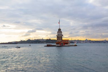 İstanbul, Boğaz, Uskudar. Osmanlı döneminin antik deniz feneri. Kız kulesi. (Bakire Kulesi) (Kiz Kulesi))
