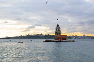 İstanbul, Boğaz, Uskudar. Osmanlı döneminin antik deniz feneri. Kız kulesi. (Bakire Kulesi) (Kiz Kulesi))