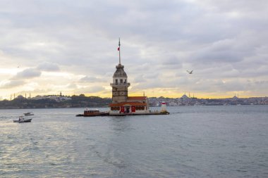 İstanbul, Boğaz, Uskudar. Osmanlı döneminin antik deniz feneri. Kız kulesi. (Bakire Kulesi) (Kiz Kulesi))