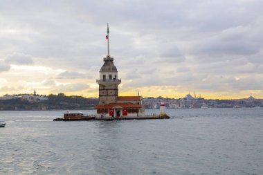İstanbul, Boğaz, Uskudar. Osmanlı döneminin antik deniz feneri. Kız kulesi. (Bakire Kulesi) (Kiz Kulesi))