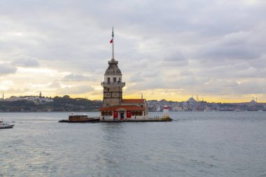 İstanbul, Boğaz, Uskudar. Osmanlı döneminin antik deniz feneri. Kız kulesi. (Bakire Kulesi) (Kiz Kulesi))