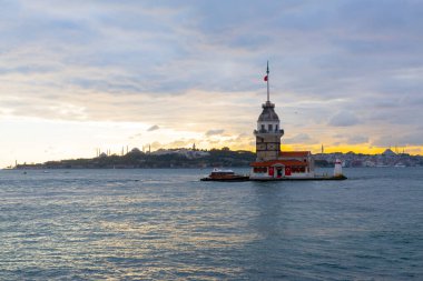 İstanbul, Boğaz, Uskudar. Osmanlı döneminin antik deniz feneri. Kız kulesi. (Bakire Kulesi) (Kiz Kulesi))