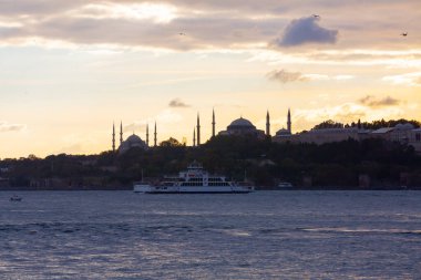 İstanbul, Boğaz, Uskudar. Osmanlı döneminin antik deniz feneri. Kız kulesi. (Bakire Kulesi) (Kiz Kulesi))