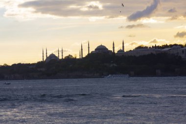 İstanbul, Boğaz, Uskudar. Osmanlı döneminin antik deniz feneri. Kız kulesi. (Bakire Kulesi) (Kiz Kulesi))