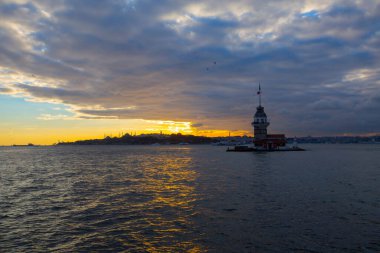 İstanbul, Boğaz, Uskudar. Osmanlı döneminin antik deniz feneri. Kız kulesi. (Bakire Kulesi) (Kiz Kulesi))