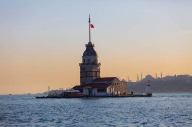 uskudar 'ın sembolü haline gelen kule, uskdar' da Bizans döneminden kalan tek çalışma..